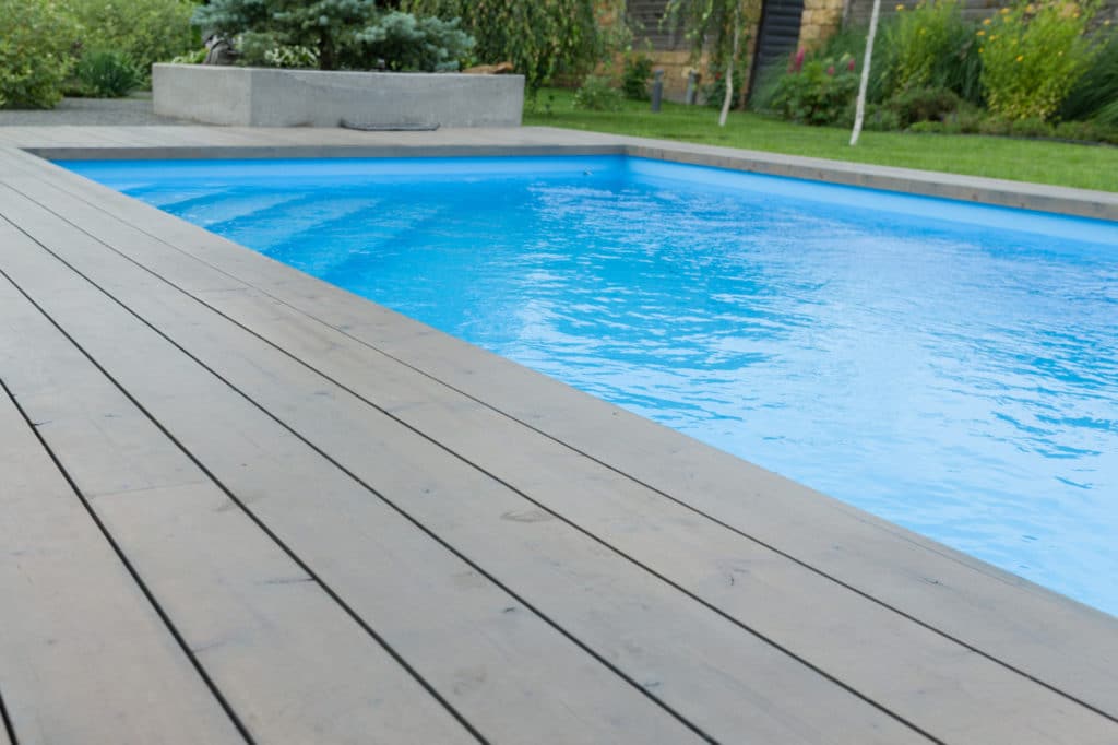 un locataire peut-il installer une piscine dans le jardin ?