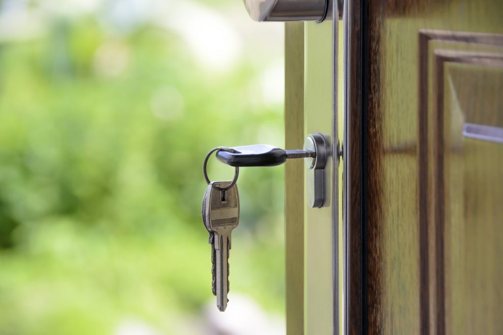 Visite du logement par le bailleur. Quels sont ses droits